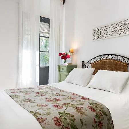 San Juan Boutique * Constantina